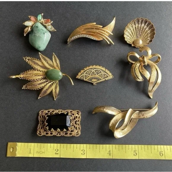 Bundle of Estate Brooches Gold Tone Monet West Germany Stones Filigree Vintage - Picture 16 of 16